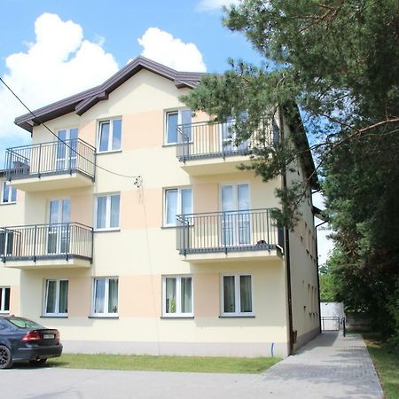 Noclegi Piastow Exterior foto